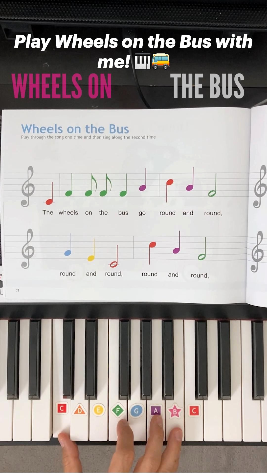 Sing-Along Wheels on the Bus Piano Tutorial